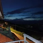 Luna - *